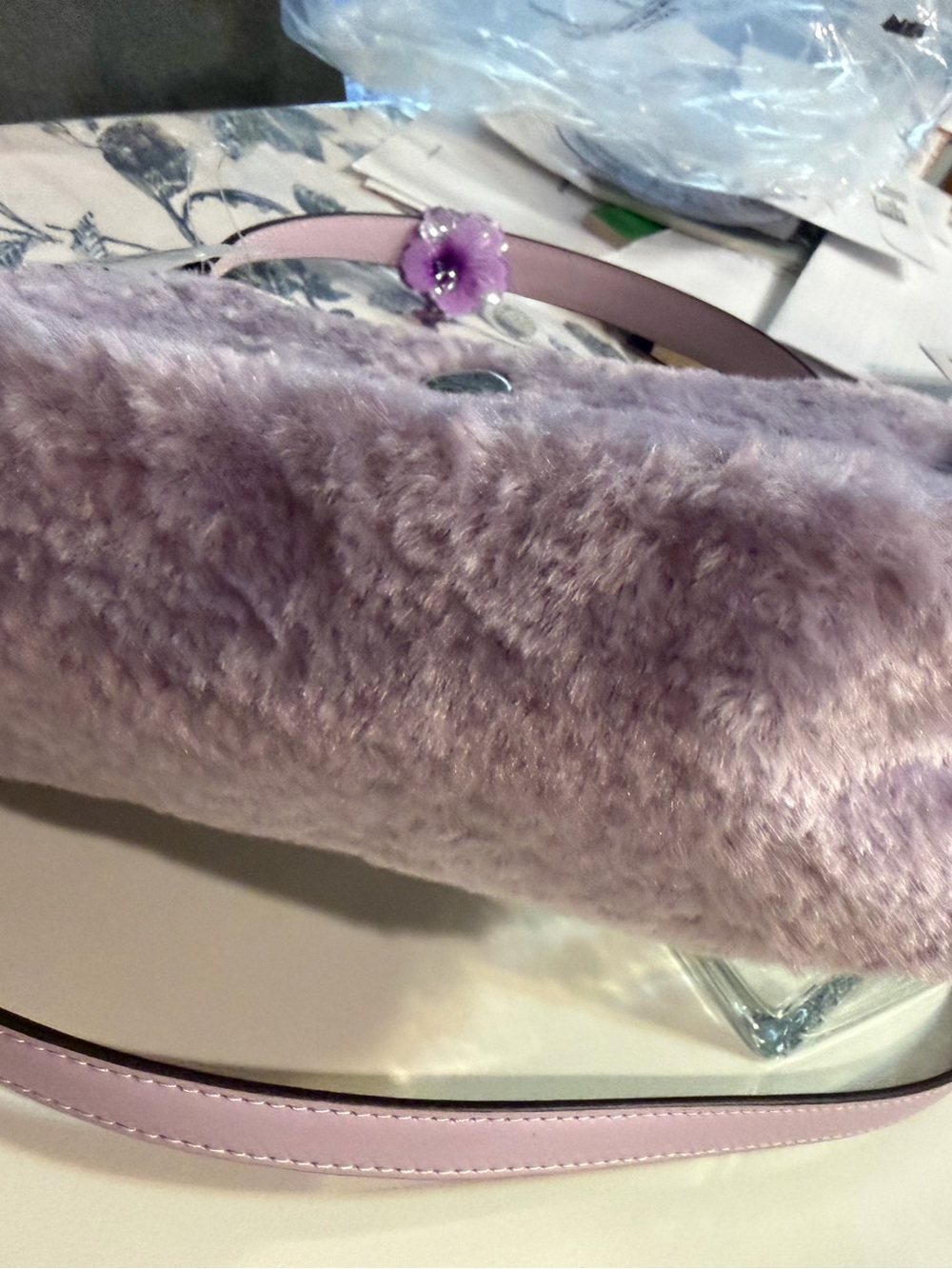 kate spade lavender faux-fur shoulder bag with silver spade logo - Picture 12 of 12